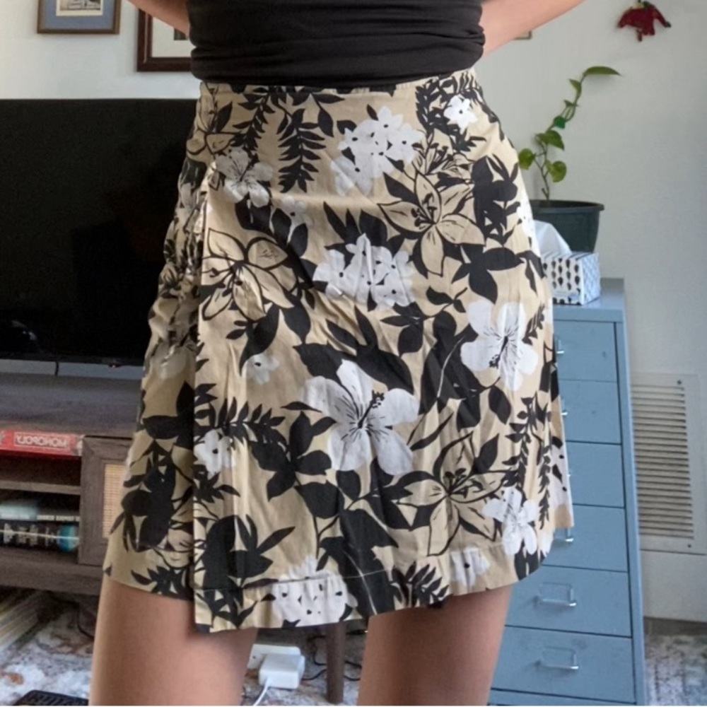 (SOLD) Vintage Hawaiian Print Wrap Skort